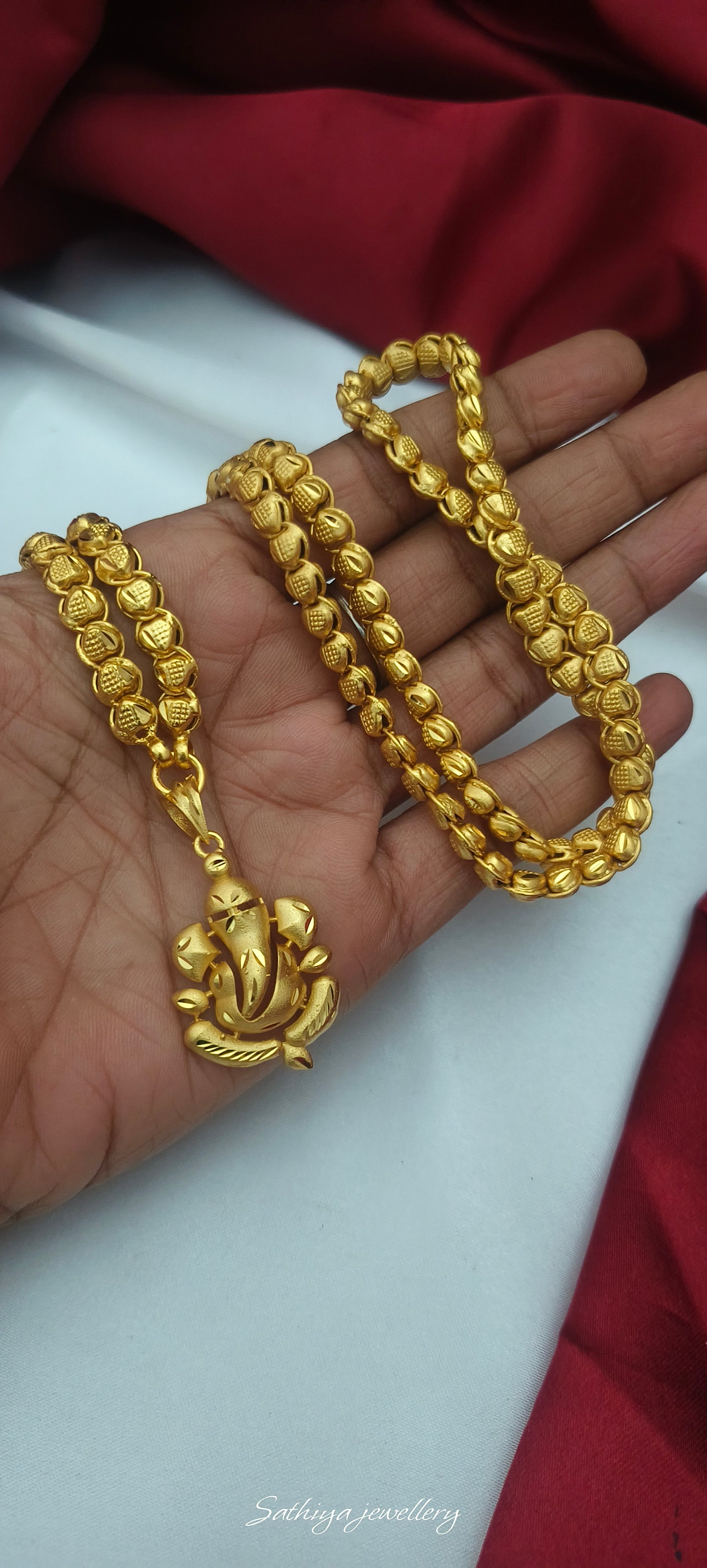 Vinayagar doller chain DL1007