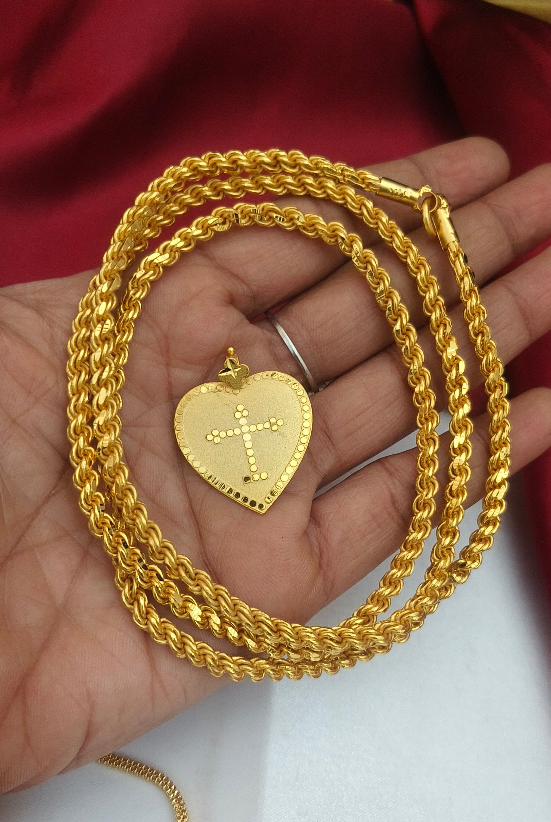 Heart pattern Cross doller chain - DL1006